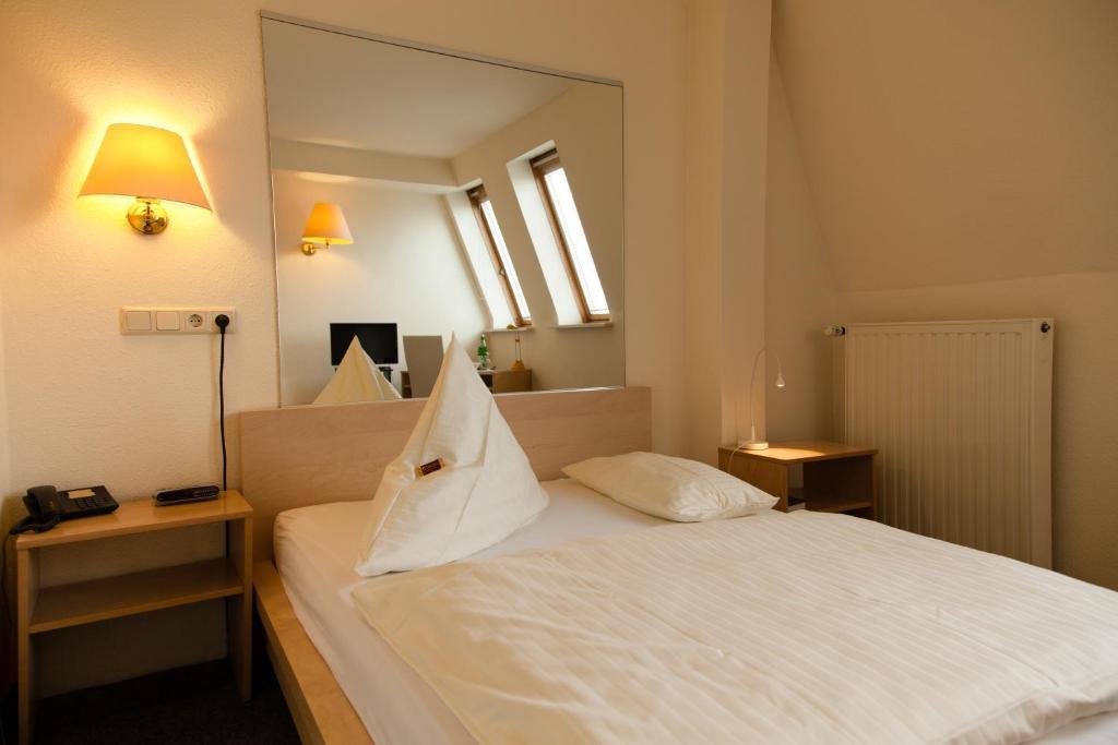 Hotel Moerser Hof Exterior photo
